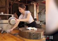 賣魚西施回應(yīng)走紅:長(zhǎng)得好看沒用! 原因竟是這樣簡(jiǎn)直太無奈了