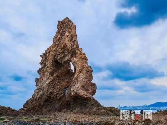 青島石老人被風(fēng)雨損毀 上半部分坍塌 原因竟是這樣簡(jiǎn)直太可惜了