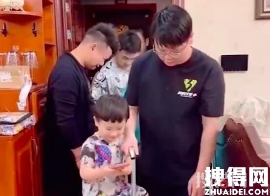 龔玲軍個人資料簡介 暑假花舅舅6萬的外甥們國慶節又來了