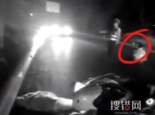 男子酒駕沖卡撞飛交警:大不了賠命 為什么沖卡？