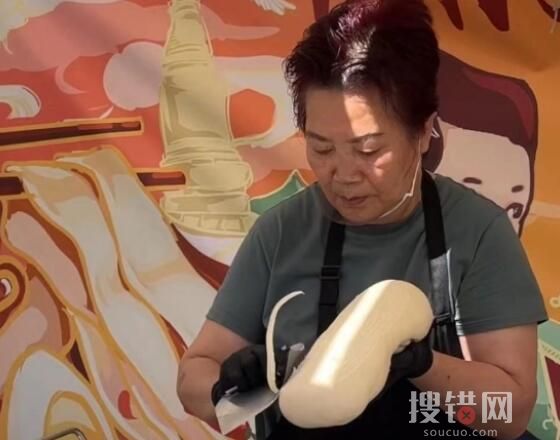 中國小伙巴黎賣面 目標(biāo)日進(jìn)1千歐 內(nèi)幕曝光簡直太受歡迎了