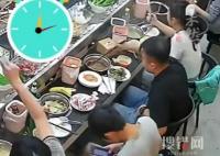 民警看鄰座一心刷手機發(fā)現(xiàn)在洗錢 內幕曝光簡直太意外了