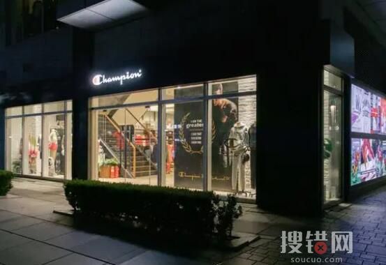 Champion關閉中國首家旗艦店 究竟是怎么回事？