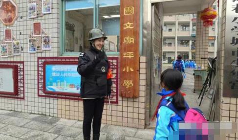 女子當保安16年曾是模特冠軍 始料未及背后真相簡直太意外了