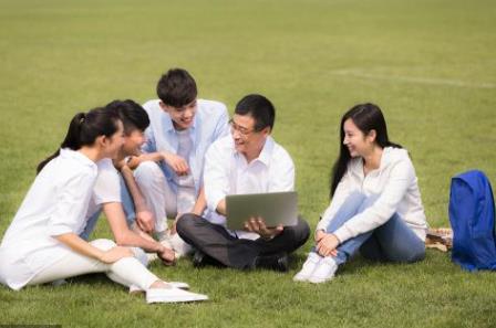 大學校門,該打開了 背后真相惹網友熱議