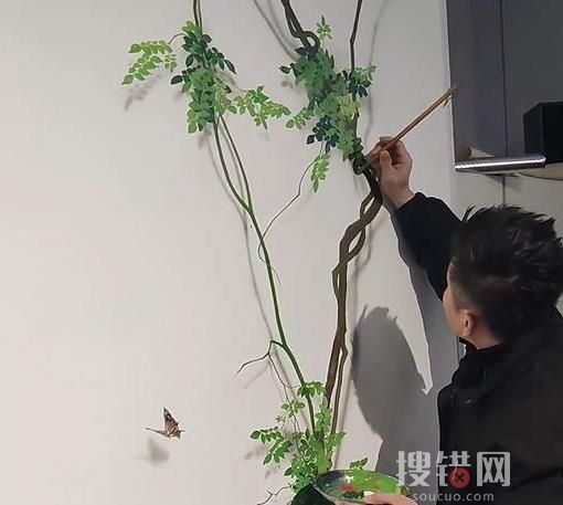 男子自學裸眼3D墻繪如實物 畫面太逼真讓人震驚
