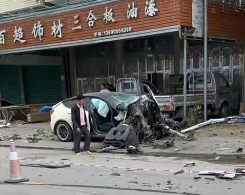 特斯拉潮州事故車主不服鑒定 背后真相曝光簡(jiǎn)直太驚人了