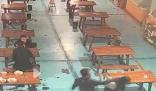 女子遭多名陌生男子毆打10多分鐘 真相離譜實在是太荒唐了