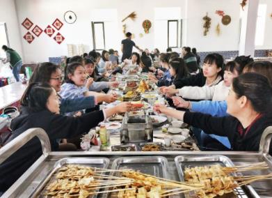 這個五一超20萬人去淄博 真相曝光簡直太驚人了