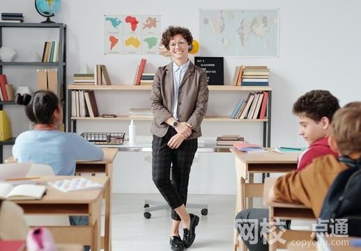 2022浙江藥科職業(yè)大學(xué)錄取分?jǐn)?shù)線(2022學(xué)年各專(zhuān)業(yè)最低分?jǐn)?shù)線)