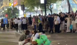 男子在武漢步行街被磚砸倒 內幕曝光簡直太意外了