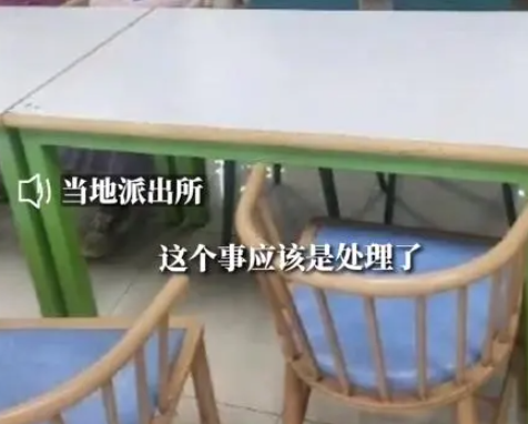 男生說貓屎臭被頭上扣飯?警方回應(yīng) 原因竟是這樣太崩潰了