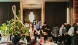 中介小哥奮戰(zhàn)國慶:凌晨才吃上飯 原因竟是這樣太無奈了