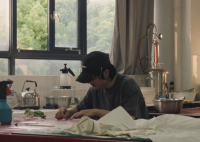 小伙上班視頻成網(wǎng)友解壓助眠神器 為什么這么火？