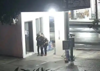 女子肇事后假裝好心人將老人送醫 究竟是怎么回事？
