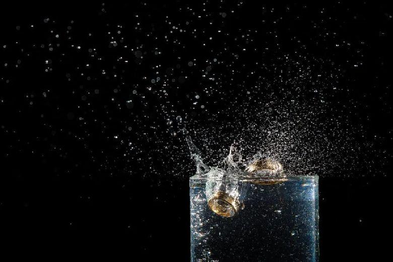 一瓶冷飲引發(fā)的心血管事件：運(yùn)動(dòng)后猛喝冰水突發(fā)心梗